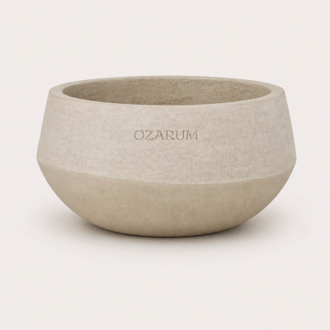 Lune — bowl de hormigón de perfil bajo para paisajismo contemporáneo
