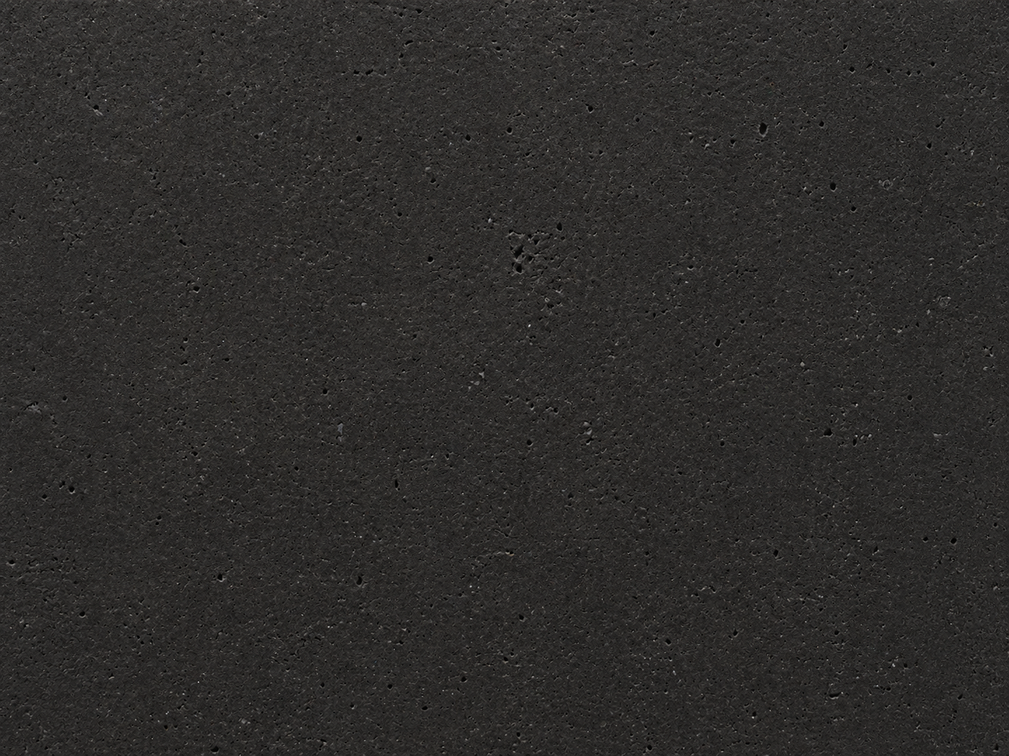 Acabado Negro Suave en hormigón arquitectónico, negro mate